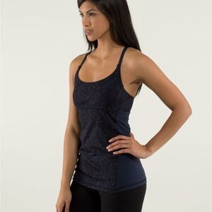 Lululemon Yeah Yoga Tank size 6
Beautiful Baroque Inkwell